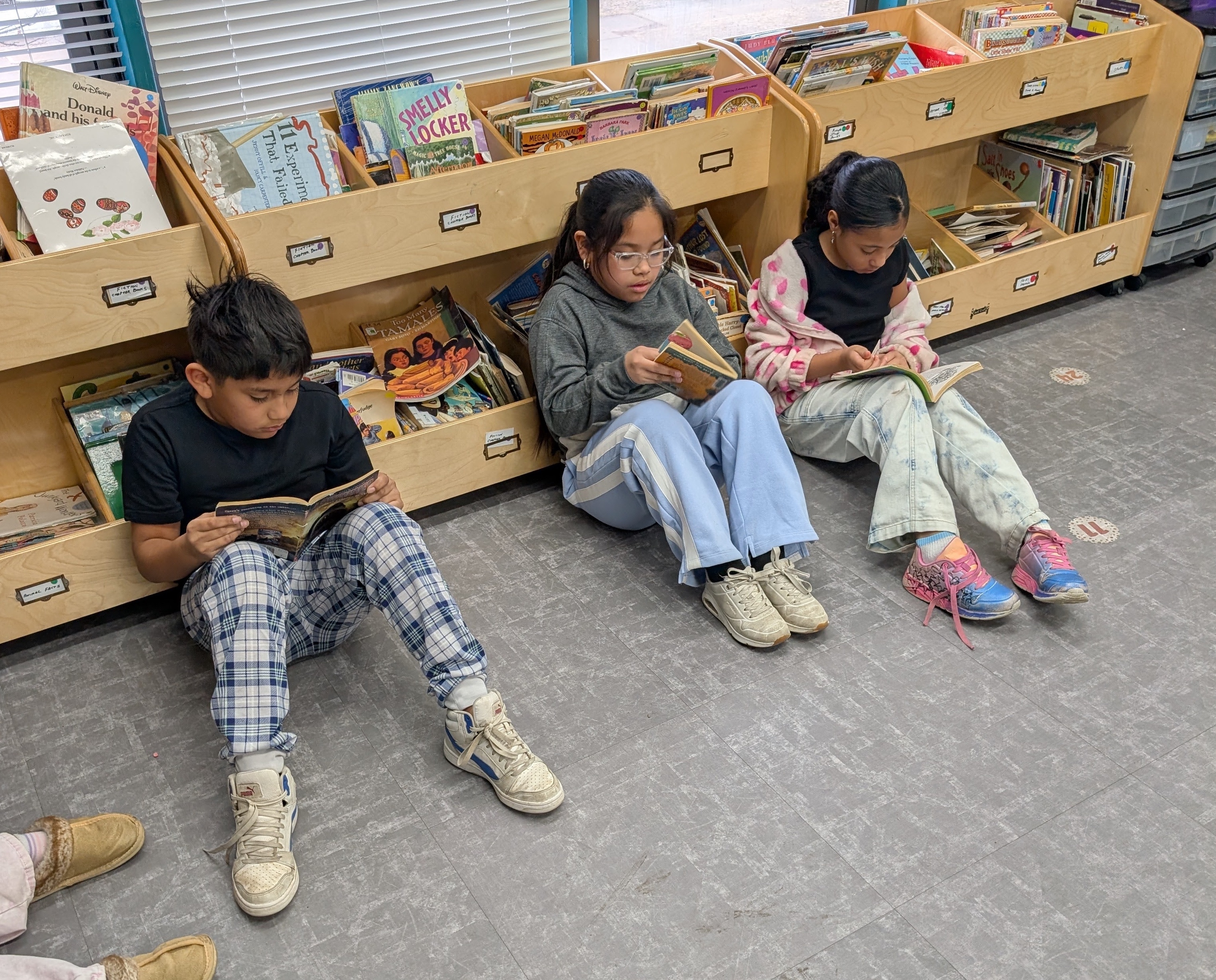 VANDERBILT CHARTER ACADEMY KIDS READING