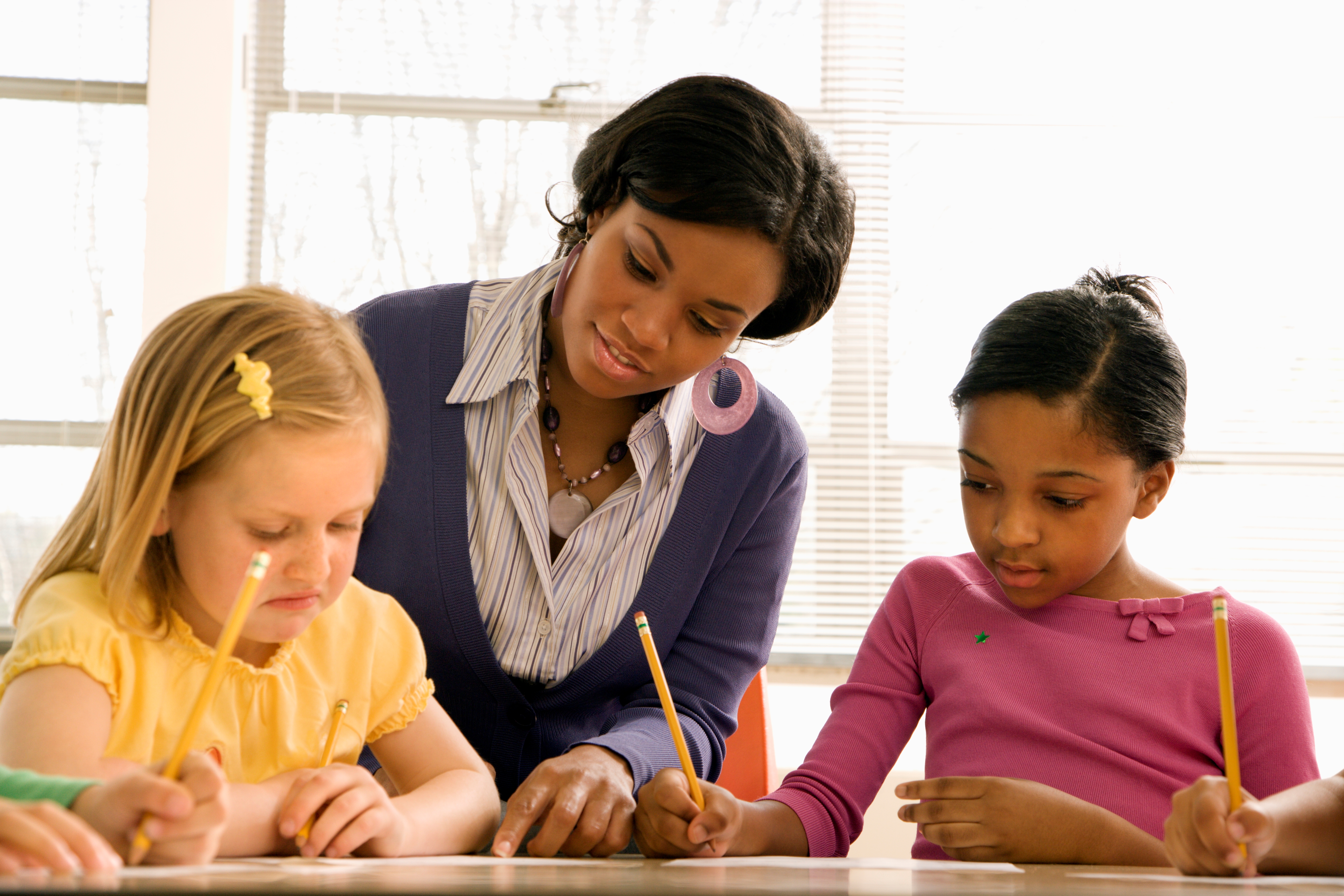 teacher_two_students